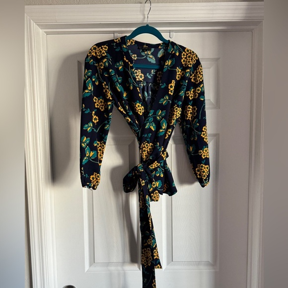 J crew wrap top navy with gold and teal florals size xs - Picture 8 of 8
